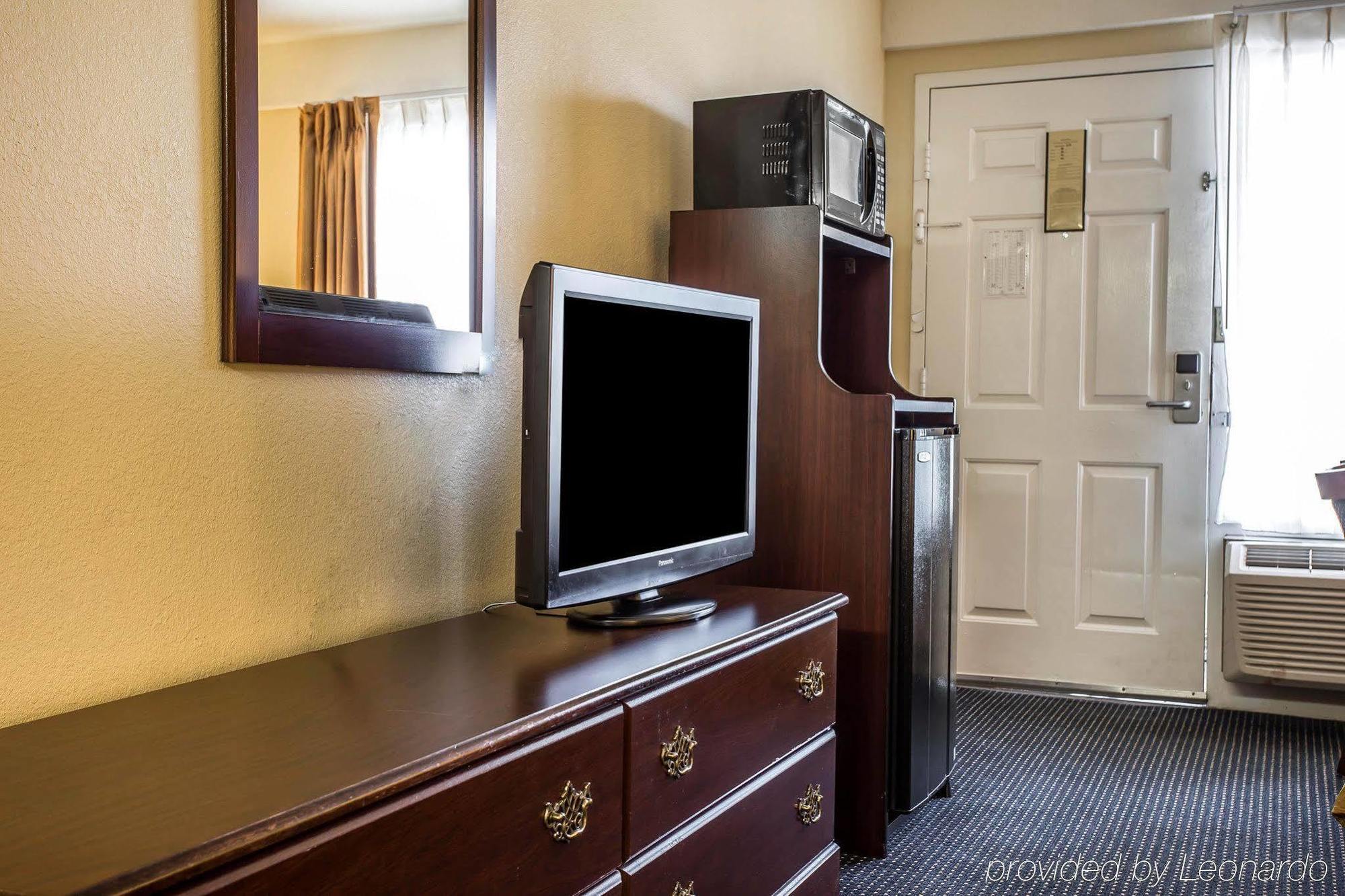Quality Inn Manning I-95 Экстерьер фото